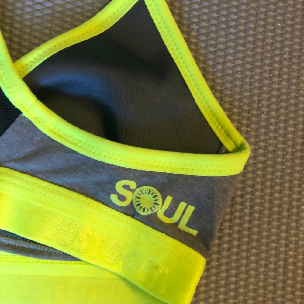 Soulcycle x Nike Sports Bra - Picture 3 of 4